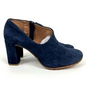 Anthropologie ALL BLACK Brand Navy Blue Suede Heels Booties Asymmetrical Sz 39